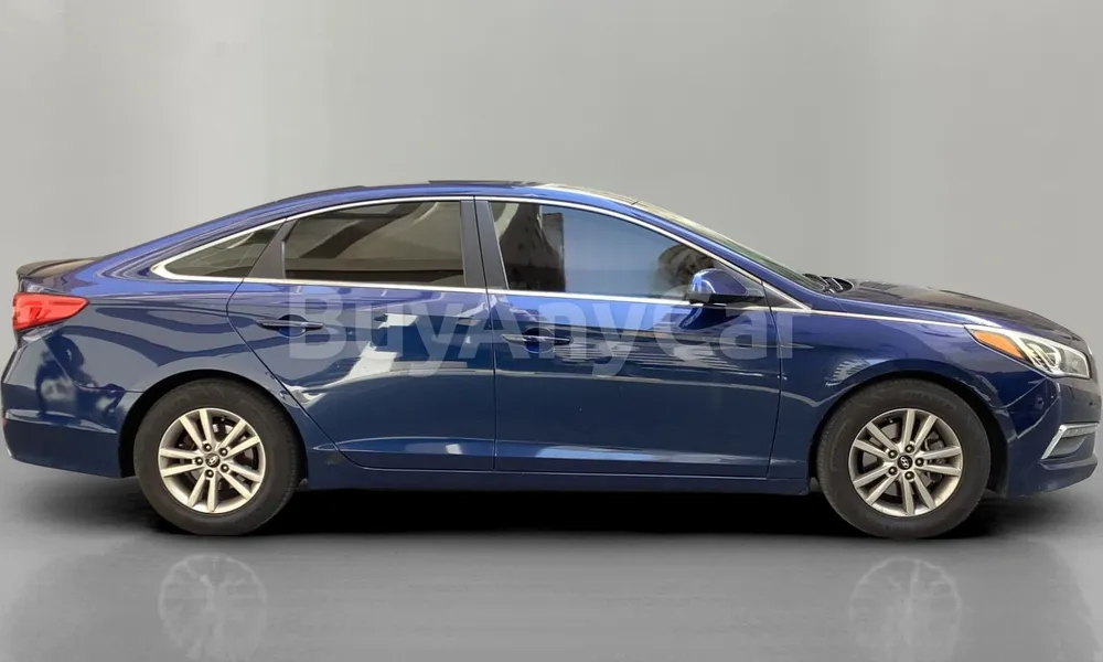 Vehicle photo 3