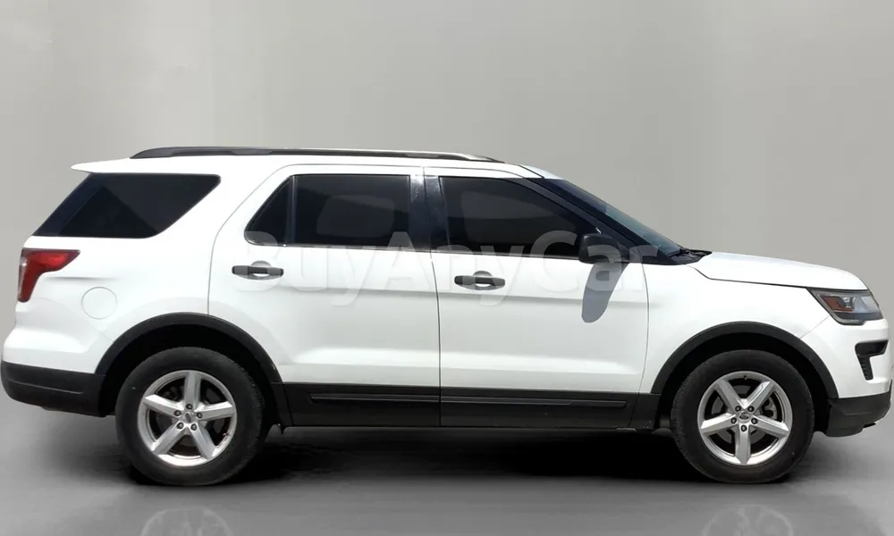 Vehicle photo 3