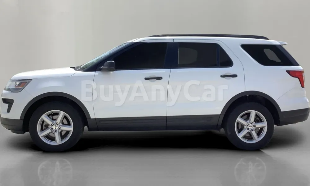 Vehicle photo 4