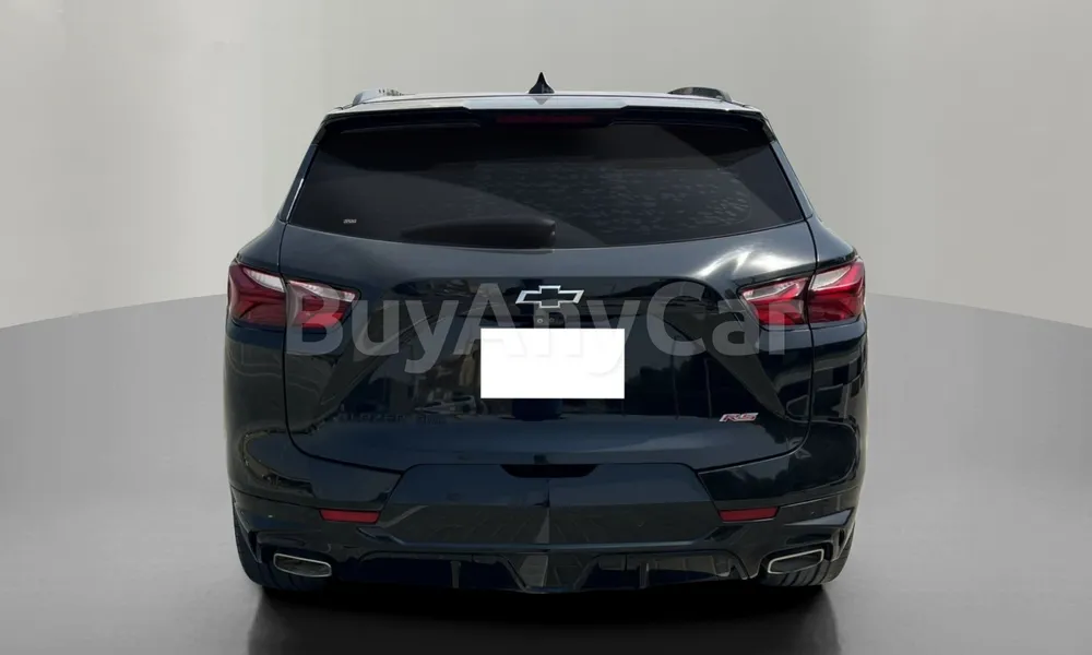 Vehicle photo 2
