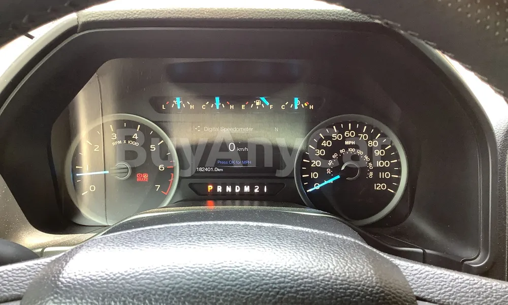 Vehicle photo 7