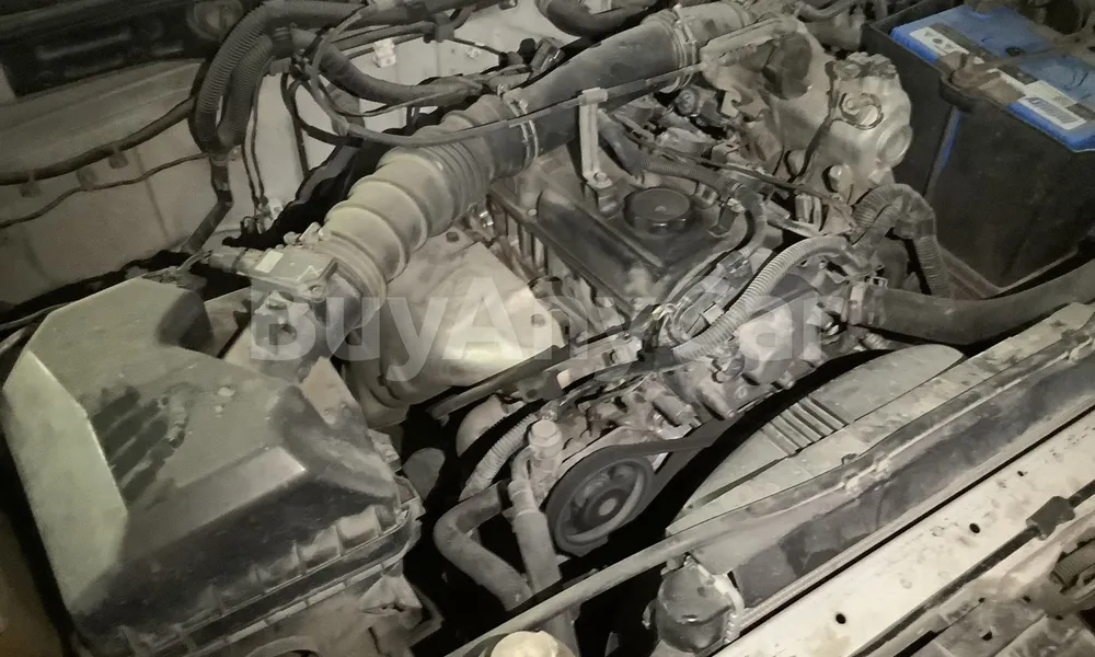 Vehicle photo 6