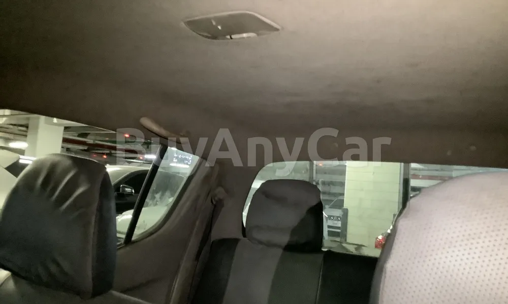 Vehicle photo 8