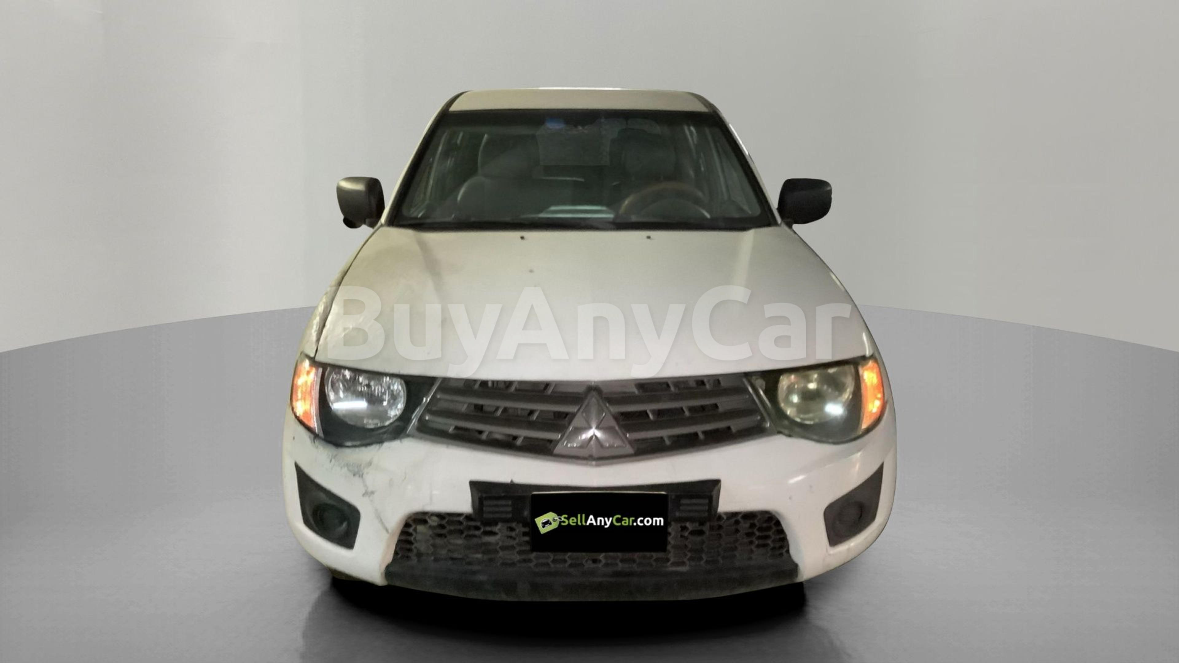 Mitsubishi L200 2010