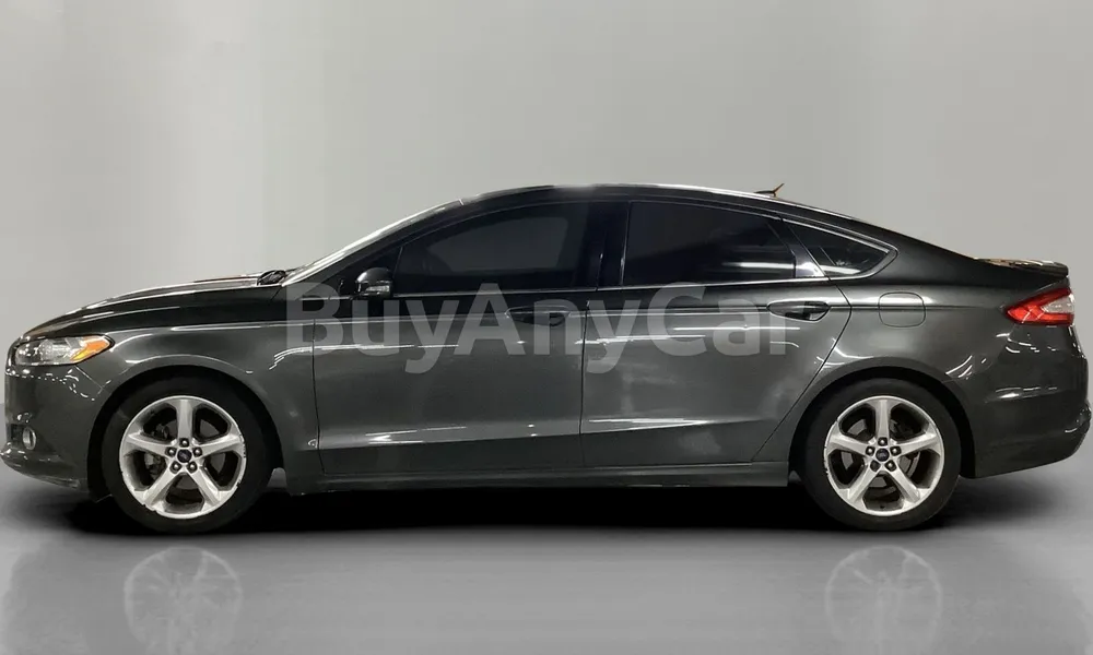Vehicle photo 4