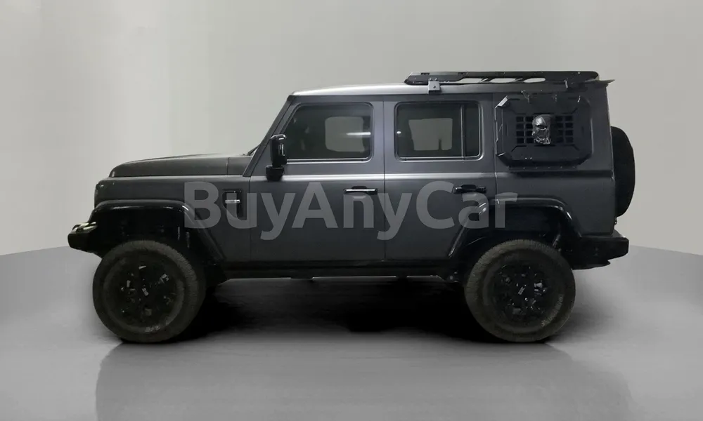 Vehicle photo 4