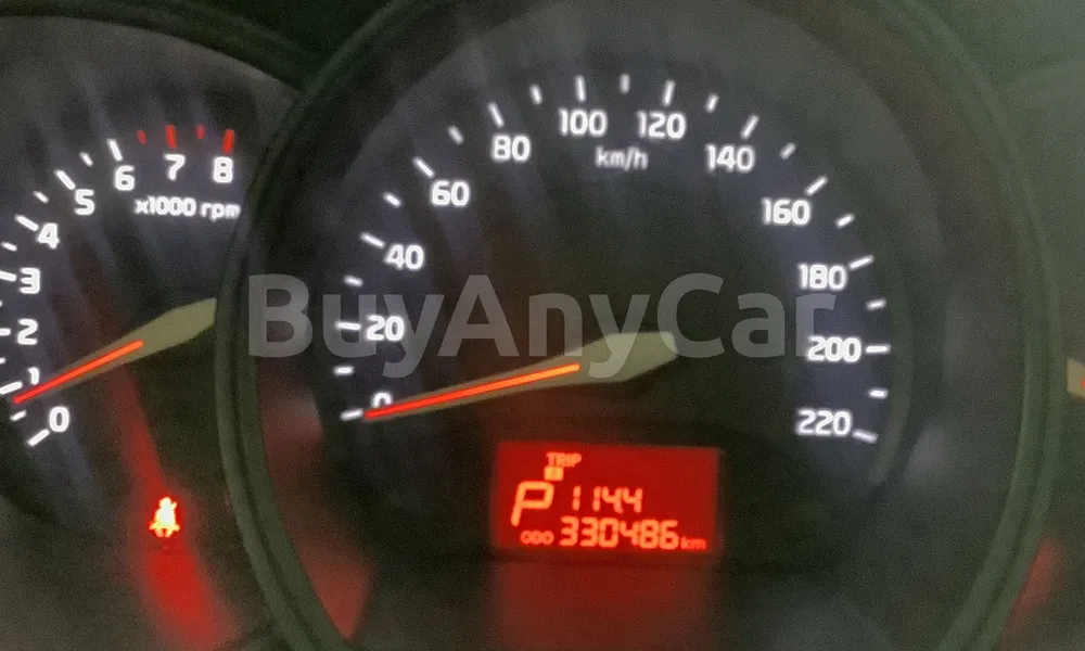 Vehicle photo 8