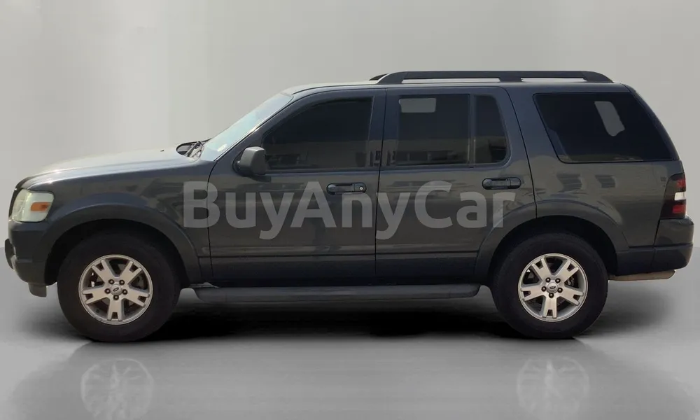 Vehicle photo 4