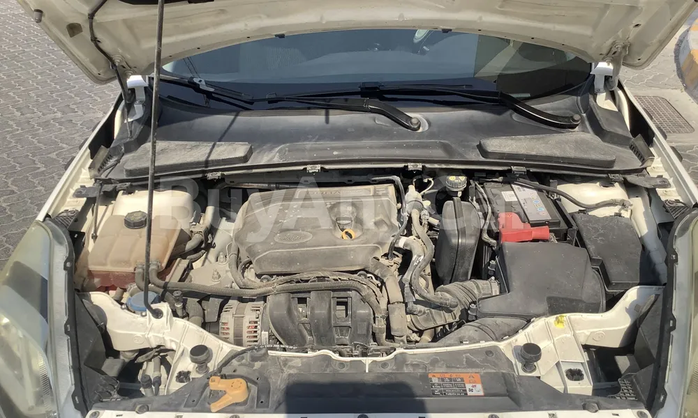 Vehicle photo 6