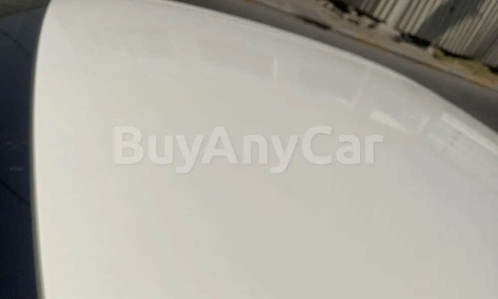 Vehicle photo 5