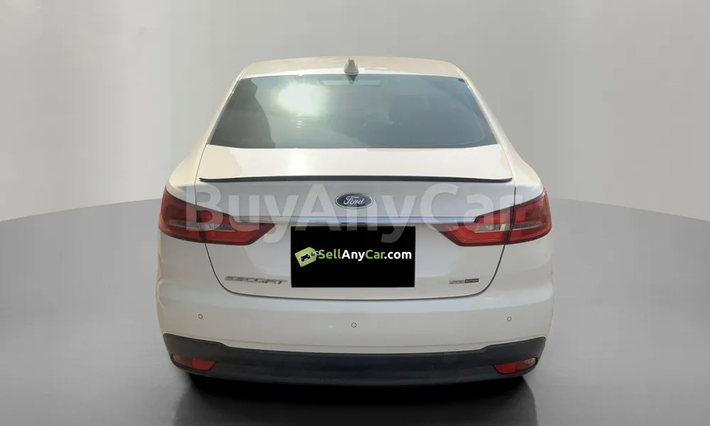 Vehicle photo 2