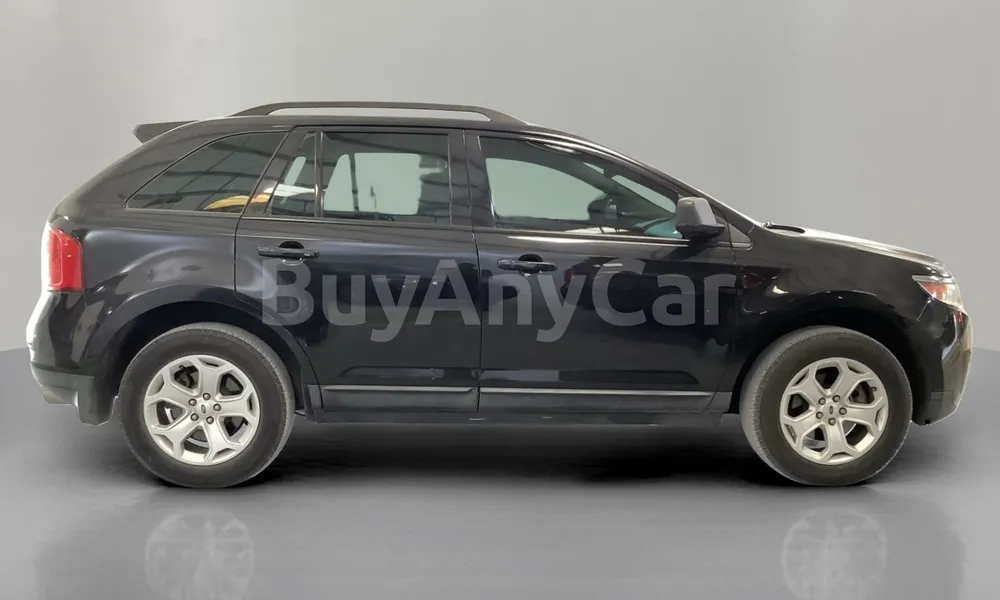 Vehicle photo 3