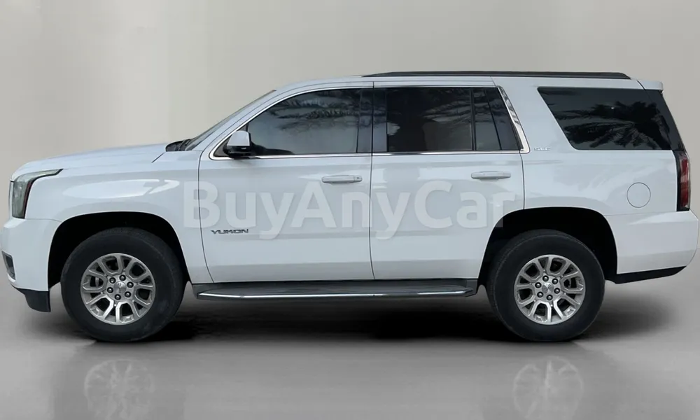 Vehicle photo 4