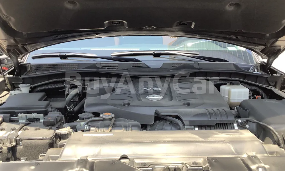 Vehicle photo 6