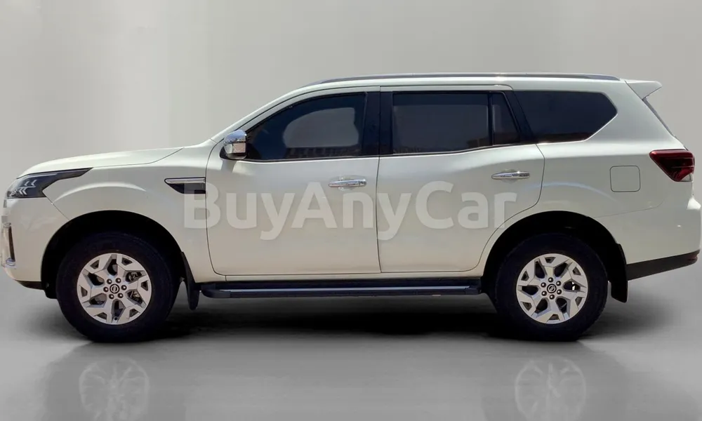 Vehicle photo 4