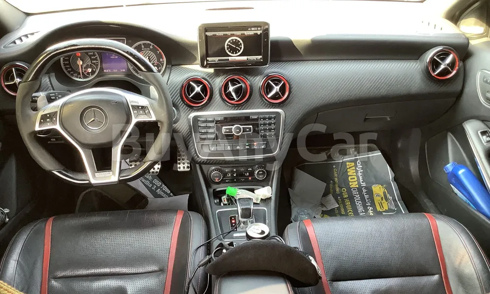Vehicle photo 6