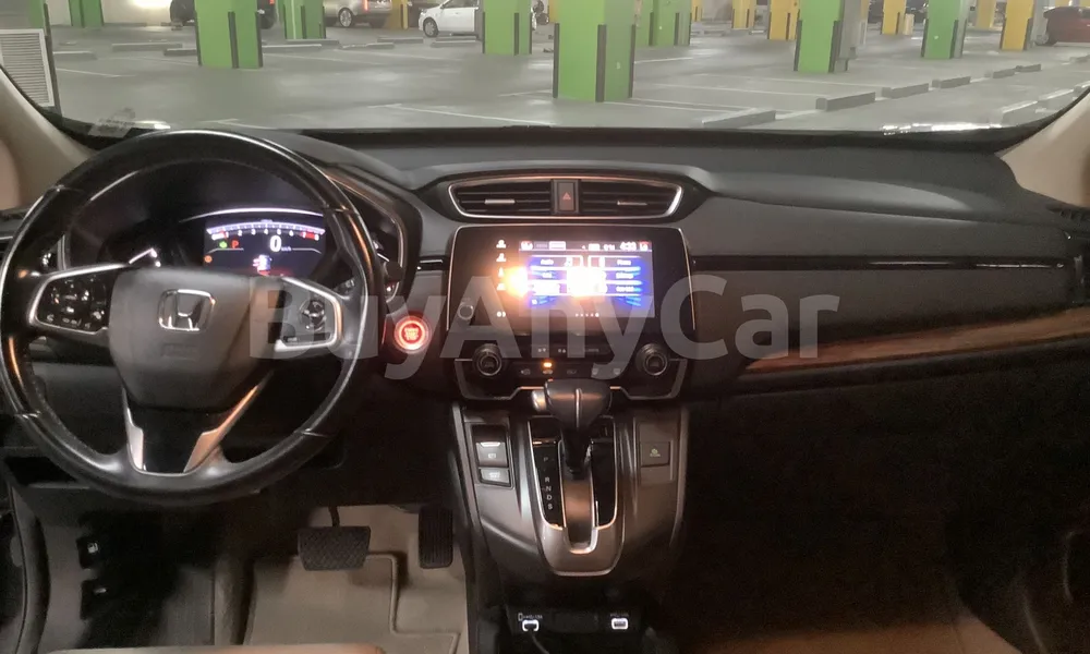 Vehicle photo 9