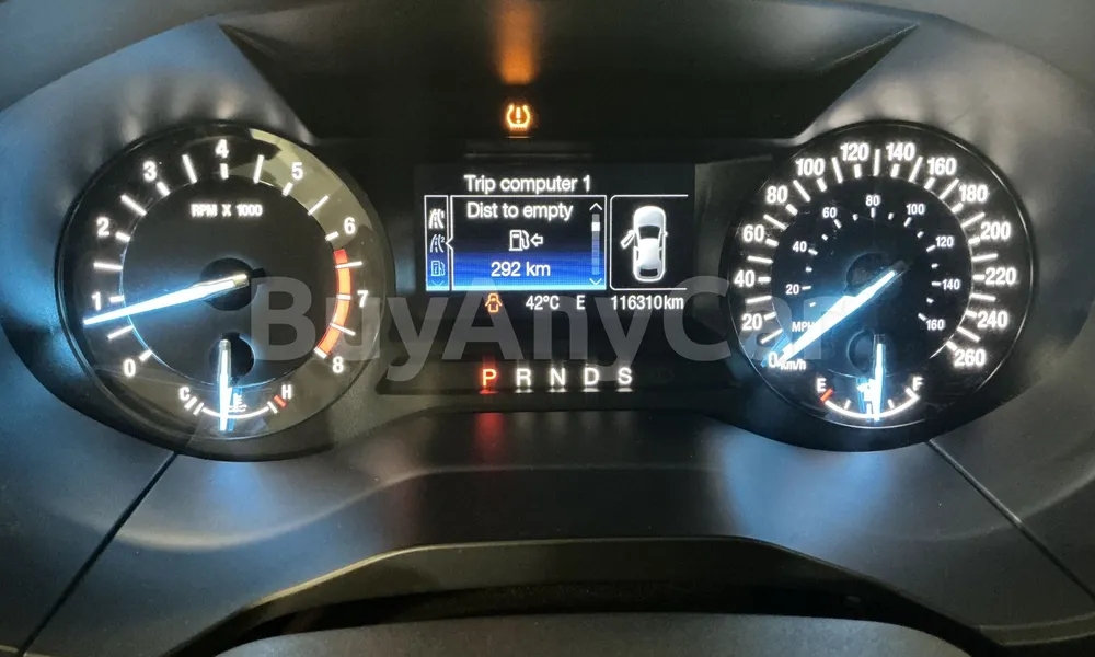 Vehicle photo 8