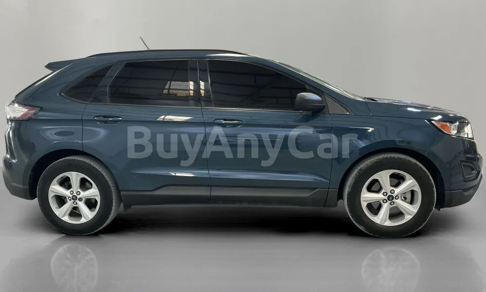 Vehicle photo 4