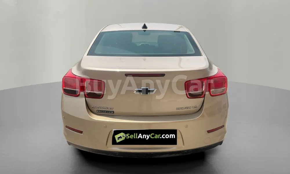 Vehicle photo 2