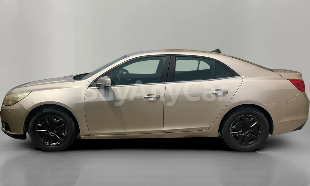 Vehicle photo 4
