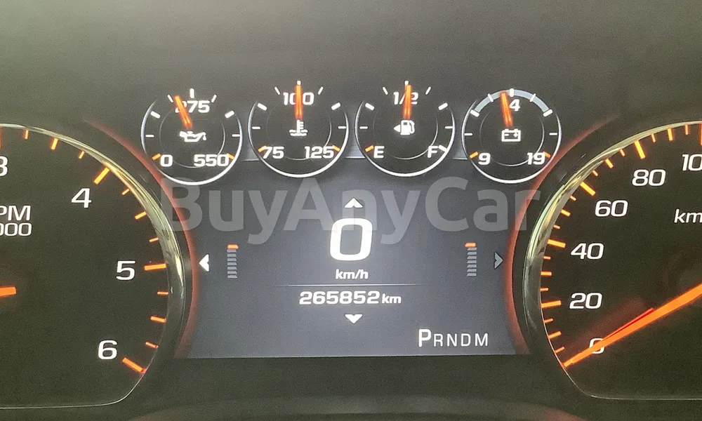 Vehicle photo 9
