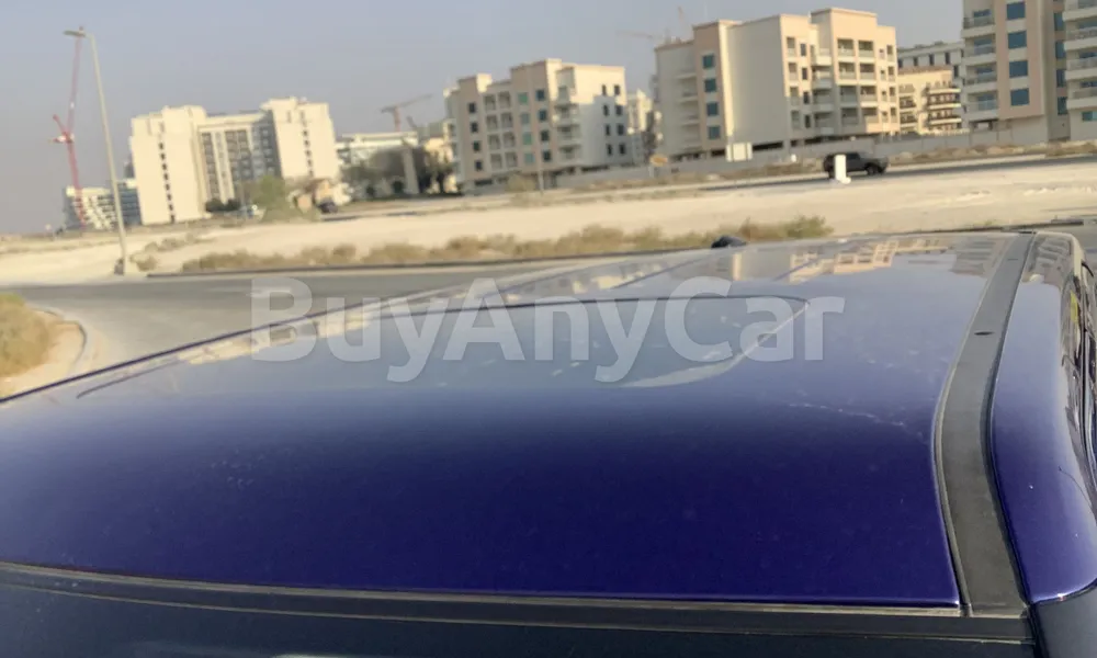 Vehicle photo 5