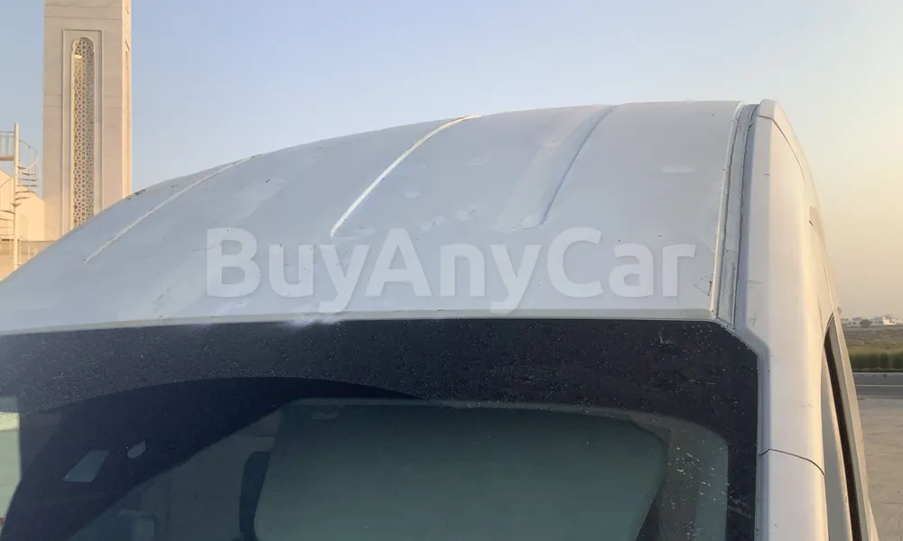 Vehicle photo 5