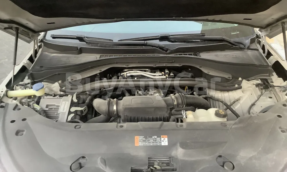 Vehicle photo 6