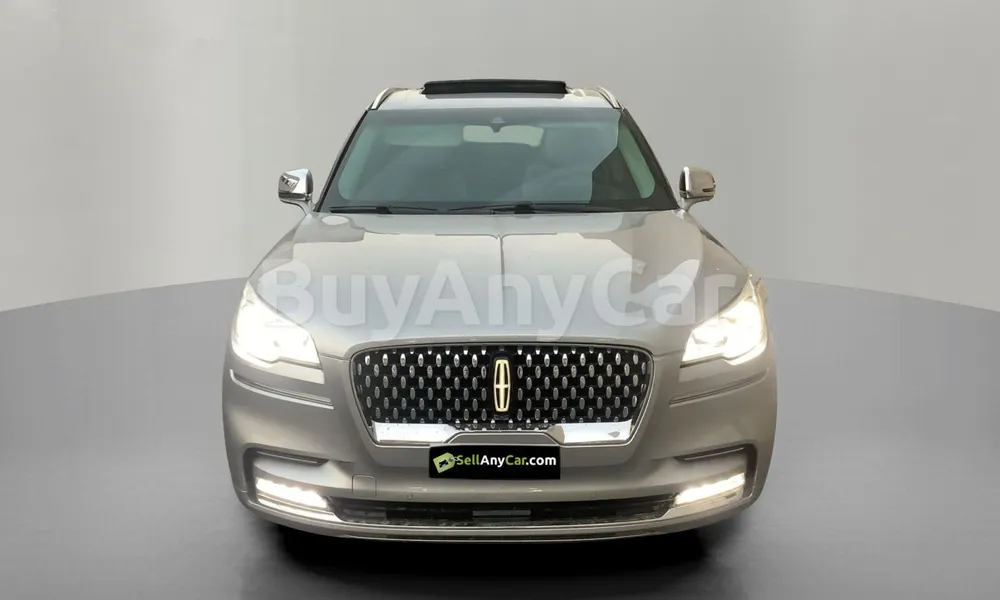 Vehicle photo 1
