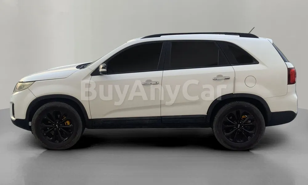 Vehicle photo 4