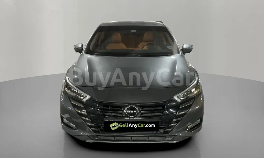 Vehicle photo 1
