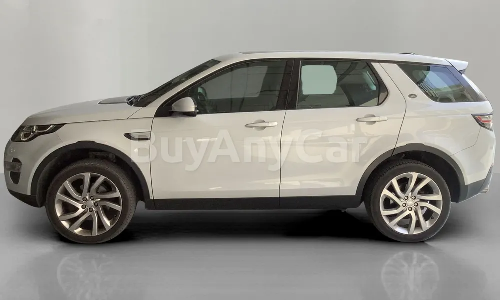 Vehicle photo 4