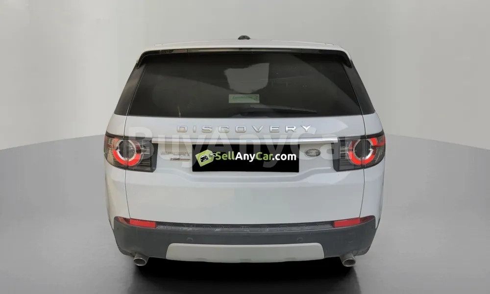 Vehicle photo 2