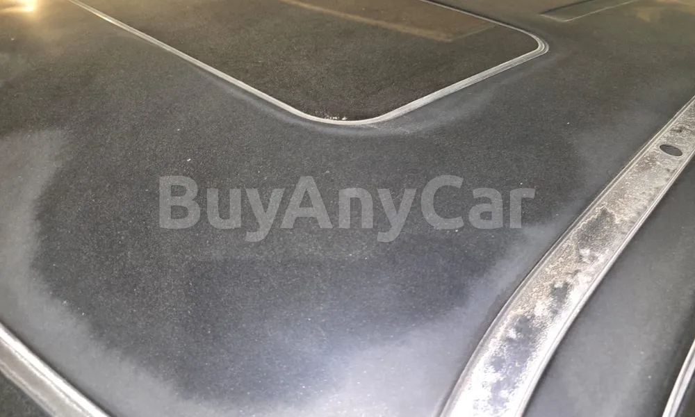 Vehicle photo 7