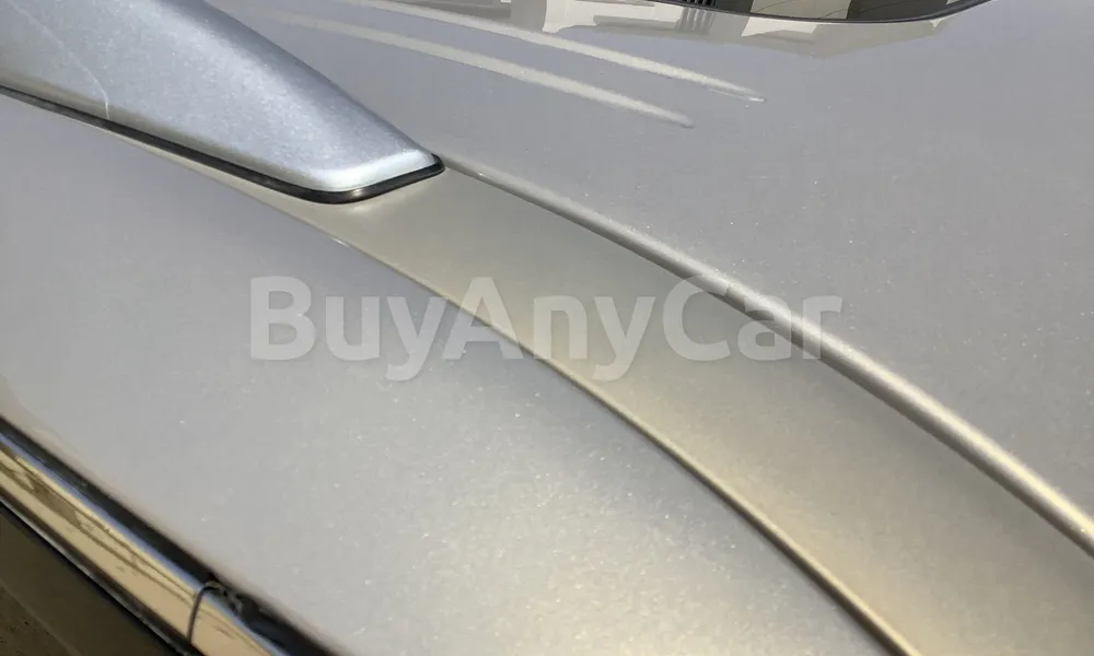 Vehicle photo 6