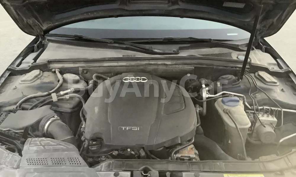 Vehicle photo 6