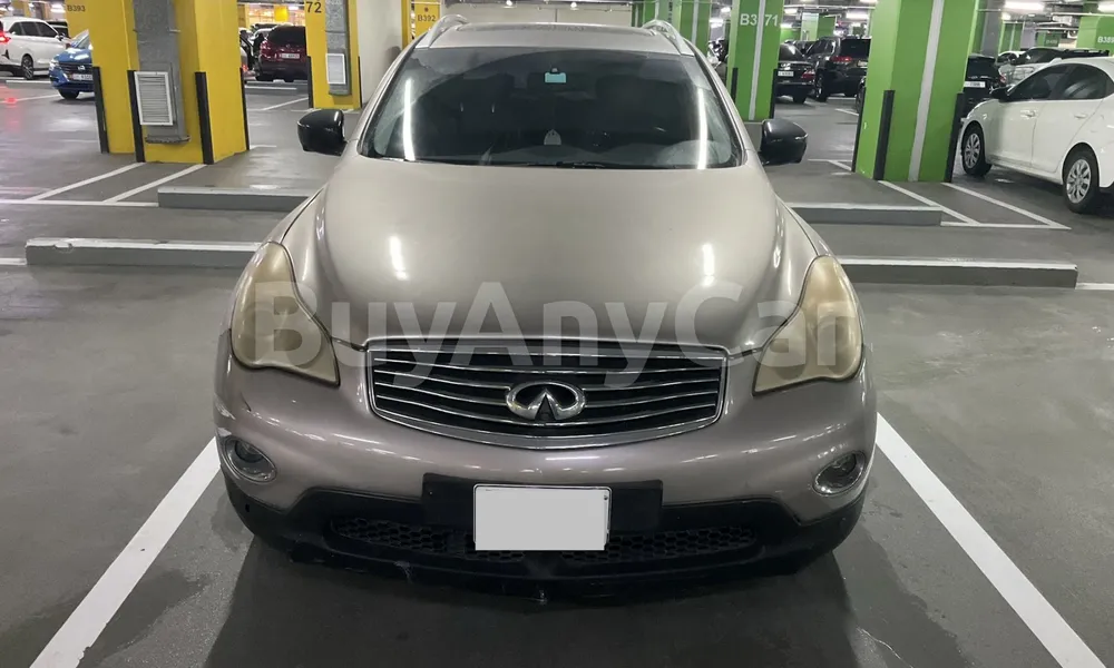 Vehicle photo 1