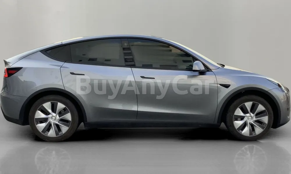 Vehicle photo 4