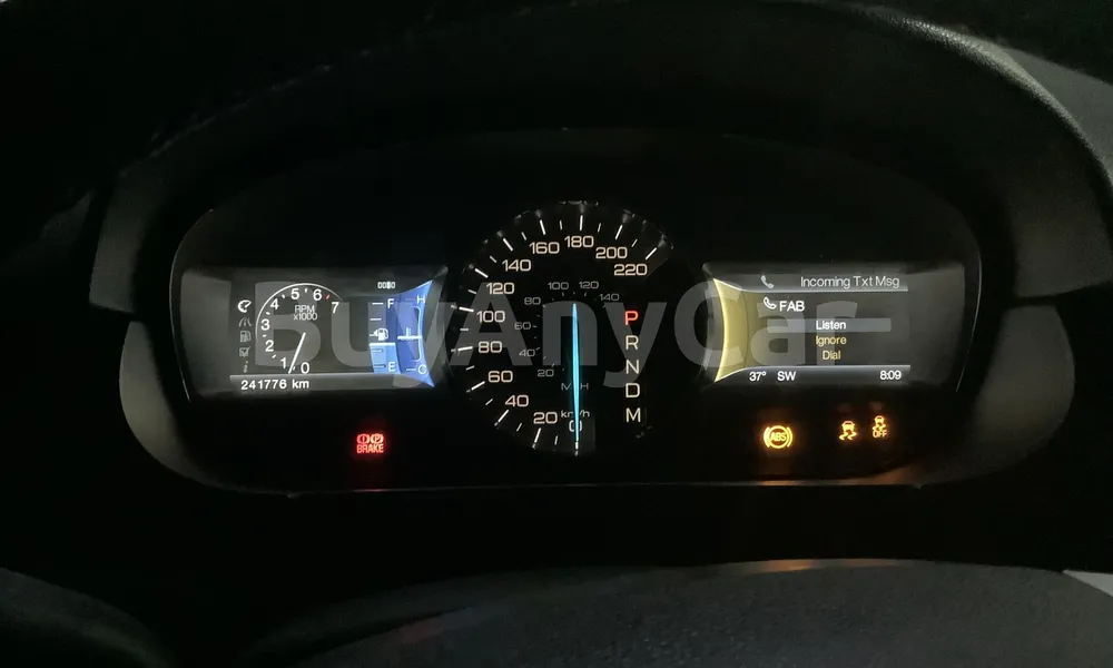 Vehicle photo 6