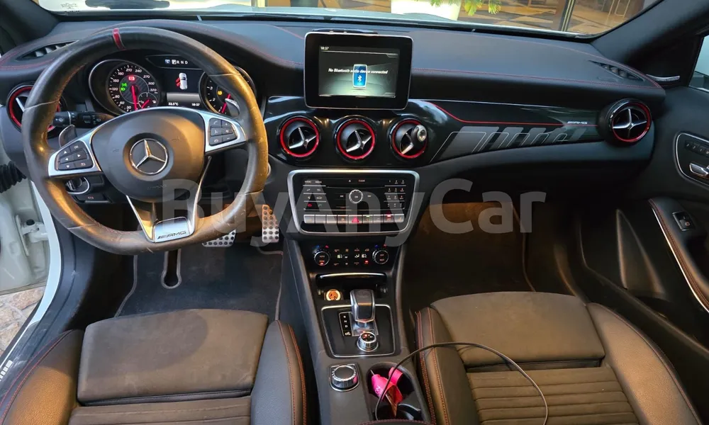Vehicle photo 9