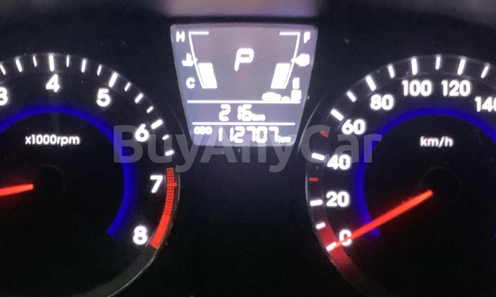 Vehicle photo 7