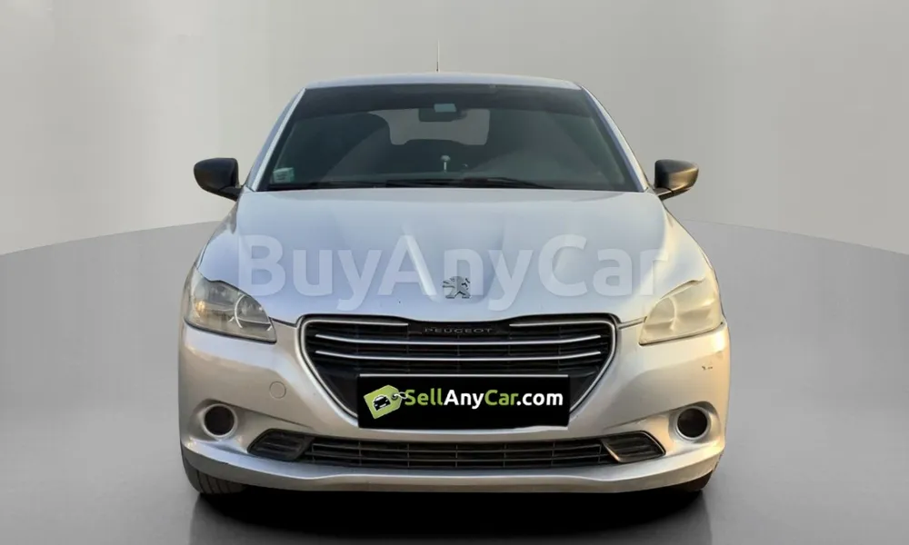Vehicle photo 1