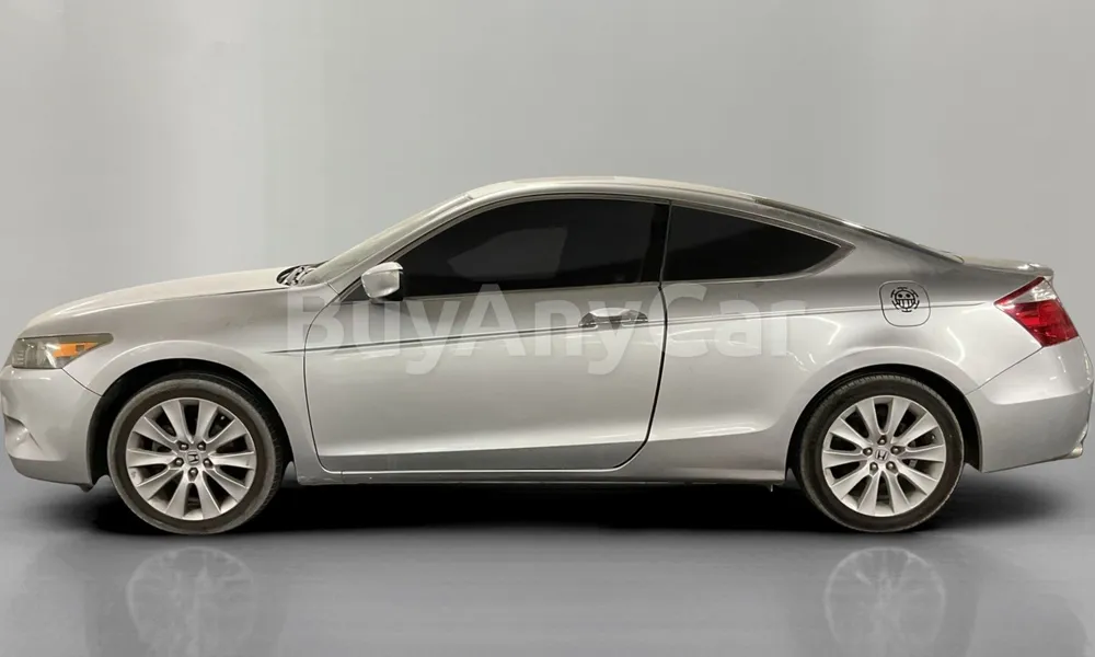 Vehicle photo 4