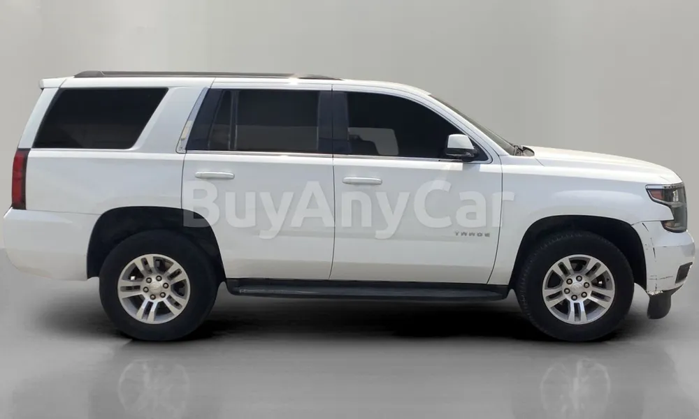 Vehicle photo 3