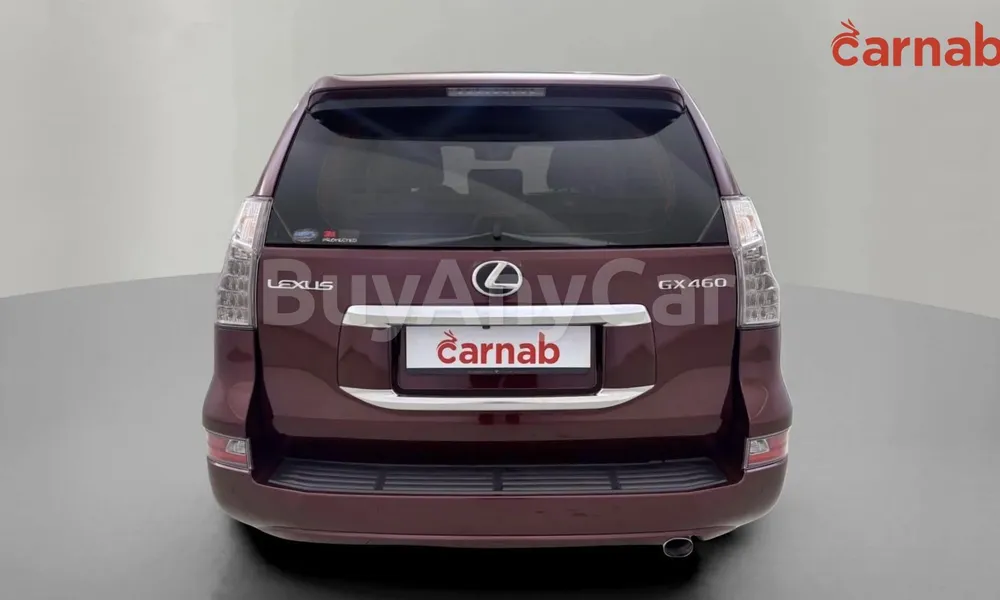 Vehicle photo 2