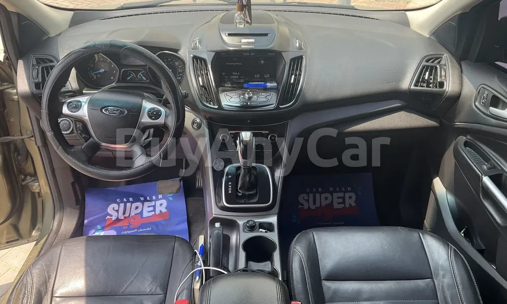 Vehicle photo 9