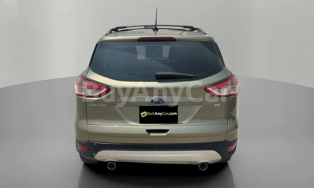 Vehicle photo 2