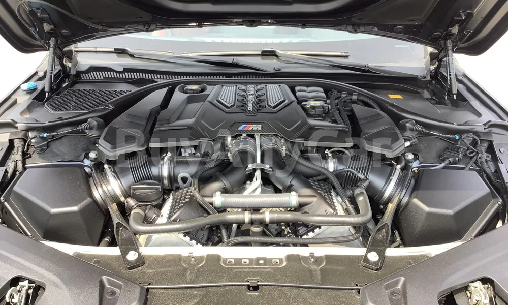 Vehicle photo 6