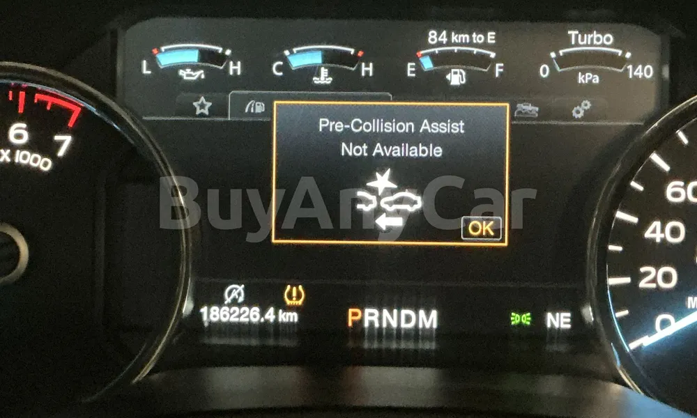 Vehicle photo 6